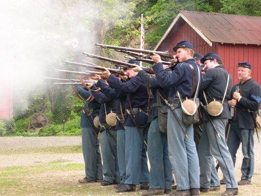 Clinton Reenactment - 2005